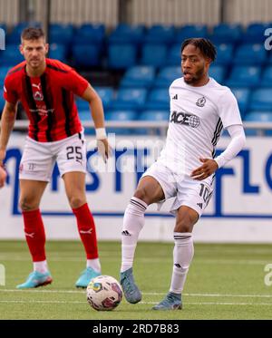 Cove Rangers FC, Balmoral Stadium, Cove, Aberdeen, Großbritannien. 18. Juli 2023. Das ist aus dem Viaply Cup Spiel zwischen Cove Rangers FC und Clyde FC. BILDINHALT - COVE - RUMARN BURRELL Credit: JASPERIMAGE/Alamy Live News Stockfoto
