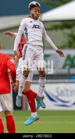Cove Rangers FC, Balmoral Stadium, Cove, Aberdeen, Großbritannien. 18. Juli 2023. Das ist aus dem Viaply Cup Spiel zwischen Cove Rangers FC und Clyde FC. BILDINHALT - COVE - RUMARN BURRELL Credit: JASPERIMAGE/Alamy Live News Stockfoto