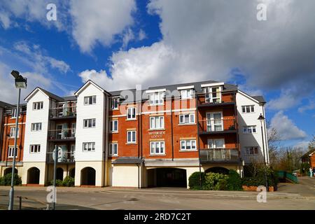 New Waterside Lodge Altenwohnungskomplex in Bradford Street in der Nähe des Stadtzentrums, Tonbridge, Kent, England Stockfoto