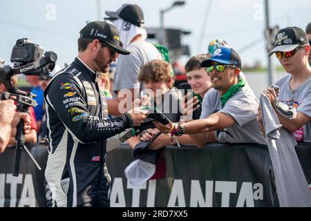 Hampton, GA, USA. 9. Juli 2023. NASCAR Cup Driver, Corey Lajoie (7) Rennen um die Position des Quaker State 400, verfügbar in Walmart auf dem Atlanta Motor Speedway in Hampton GA. (Kreditbild: © Walter G. Arce Sr./ZUMA Press Wire) NUR REDAKTIONELLE VERWENDUNG! Nicht für den kommerziellen GEBRAUCH! Stockfoto