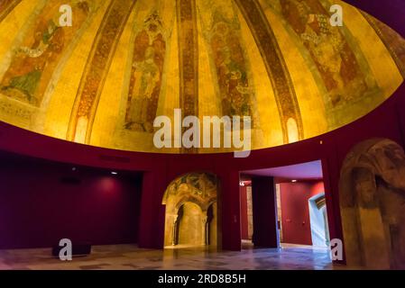 Mittelalterliche Kryptenarchitektur, Cité de l'architecture et du patrimoine (Architektur- und Kulturerbe-Stadt), ein Museum der Architektur und monumentale scu Stockfoto