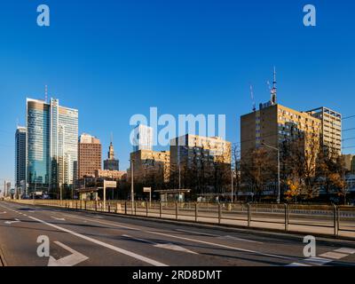 Prosta Street, Warschau, Woiwodschaft Masowien, Polen, Europa Stockfoto
