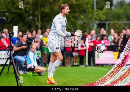 DIRKSHORN - Norwich City Torwart Tim Krul während des Freundschaftsspiels zwischen AZ Alkmaar und dem Norwich City FC auf dem VV Dirkshorn Sportkomplex am 19. Juli 2023 in Dirkshorn, Niederlande. AP | niederländische Höhe | Ed VAN DE POL Stockfoto