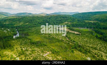 St-Urbain, Kanada - Juli 17 2023: Panoramaaussicht im Grands Jardins National Park in Quebec Stockfoto