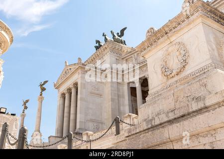 Architektonische Landschaften des Nationaldenkmals Victor Emmanuel II (Altare della Patria) in Rom, Region Latium, Italien. Stockfoto