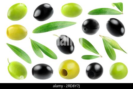Sammlung grüner und schwarzer Olivenfrüchte und Olivenblätter isoliert auf weißem Hintergrund Stockfoto