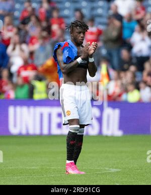 Edinburgh, Großbritannien. 19. Juli 2023. Vorsaison freundlich - Manchester United FC gegen Olympique Lyonnais 19/7/2023. Fred applaudiert der Menge, nachdem Manchester Utd Olympique Lyonnais 1-0 in einer Vorsaison besiegte, die sich freundlich im Murrayfield Stadium, Edinburgh, Schottland, UK Credit: Ian Jacobs/Alamy Live News befand Stockfoto