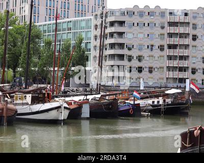 Oude Haven (Alter Hafen, Teil des Maritime District) in Rotterdam, Niederlande Stockfoto