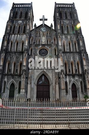 St. Joseph's Cathedral, eine katholische Kirche in der Nhà Chung Straße, im Bezirk Hoàn Kiếm in Hanoi, Vietnam Stockfoto