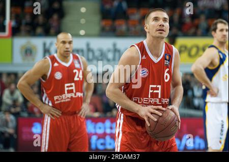 STEFFEN HAMANN Aktion Basketball Bundesliga FC Bayern München - EWE Körbe Oldenburg 14.1.2012 im Audi Dome München Stockfoto