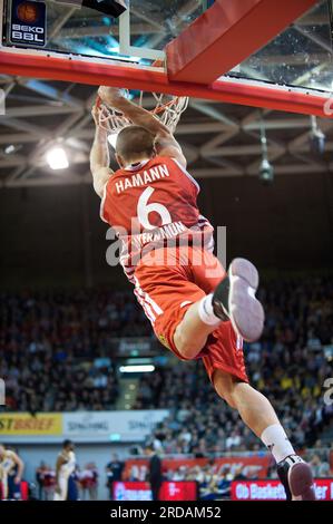 STEFFEN HAMANN Aktion Basketball Bundesliga FC Bayern München - EWE Körbe Oldenburg 14.1.2012 im Audi Dome München Stockfoto