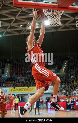 STEFFEN HAMANN Aktion Basketball Bundesliga FC Bayern München - EWE Körbe Oldenburg 14.1.2012 im Audi Dome München Stockfoto