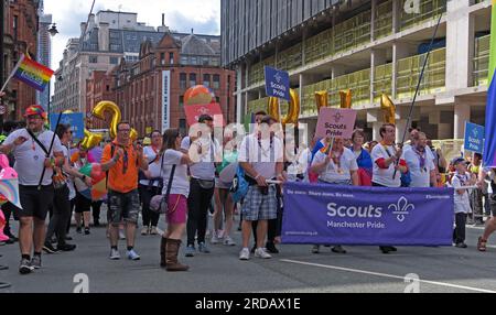 Scouts Manchester Pride Festival Parade, 36 Whitworth Street, Manchester, England, Großbritannien, M1 3NR Stockfoto