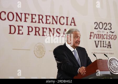 Nicht exklusiv: Juli 19,2023, Mexiko-Stadt, Mexiko: Mexikanischer Präsident, Andres Manuel Lopez Obrador, gestikuliert während der täglichen Briefing-Konferenz in Stockfoto