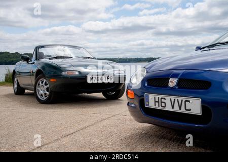 Offene Sportwagen MGF und Mk1 Mazda MX5 Stockfoto