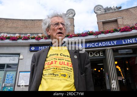 Uxbridge, London, Großbritannien. 20. Juli 2023 Nachwahlen in Uxbridge und South Ruislip. Pier Corbyn. Kredit: Matthew Chattle/Alamy Live News Stockfoto