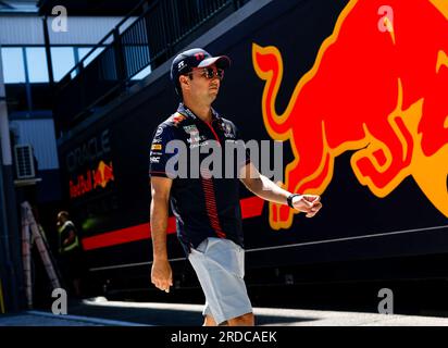 Mogyorod, Hongrie. 20. Juli 2023. PEREZ Sergio (Mex), Red Bull Racing RB19, Portrait während des Formel 1 Qatar Airways Grand Prix 2023, 11. Runde der Formel-1-Weltmeisterschaft 2023 vom 21. Bis 23. Juli 2023 auf dem Hungaroring in Mogyorod, Ungarn - Foto DPPI Credit: DPPI Media/Alamy Live News Stockfoto