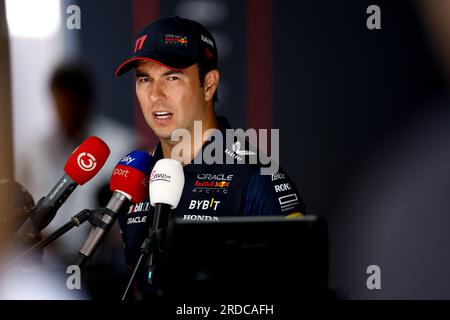 Mogyorod, Hongrie. 20. Juli 2023. PEREZ Sergio (Mex), Red Bull Racing RB19, Portrait während des Formel 1 Qatar Airways Grand Prix 2023, 11. Runde der Formel-1-Weltmeisterschaft 2023 vom 21. Bis 23. Juli 2023 auf dem Hungaroring in Mogyorod, Ungarn - Foto DPPI Credit: DPPI Media/Alamy Live News Stockfoto