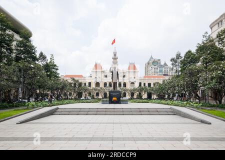 Ho Chi Minh Monument, Nguyen Hue Walking Street, Ho Chi Minh City, Vietnam Stockfoto