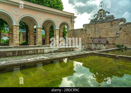 Monumentaler Brunnen von Goriano Sicoli. Goriano Sicoli, Provinz L'Aquila, Abruzzen, Italien, Europa Stockfoto
