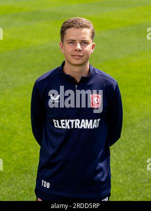 Hengelo, Niederlande. 20. Juli 2023. HENGELO, NIEDERLANDE - JULI 20: Videoanalyst Thijn de Braaf vom FC Twente während einer Fotokonferenz des FC Twente im Trainingscentrum Hengelo am 20. Juli 2023 in Hengelo, Niederlande (Foto von Rene Nijhuis/Orange Pictures). Guthaben: Orange Pics BV/Alamy Live News Stockfoto