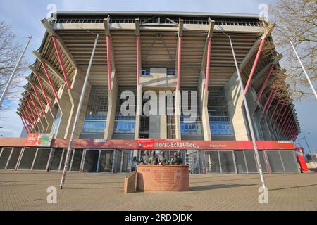 Fritz-Walter-Stadion mit Gedenkstätte zur Weltmeisterschaft 1954 - Wunder von Bern - mit nationalen Spielern aus dem Jahr 1. FCK, Betzenberg, Kaiserslautern, Rhinelan Stockfoto