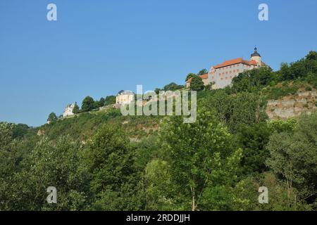 Blick auf drei Dornburger Schlösser, Dornburg, Dornburg-Camburg, Thüringen, Deutschland Stockfoto