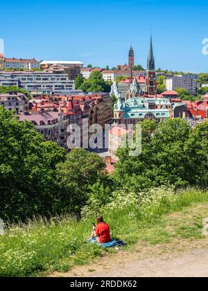 Göteborg, Schweden - 30. Mai 2023: Ein Blick von oben auf die skandinavische Industriestadt Göteborg, Schweden Stockfoto