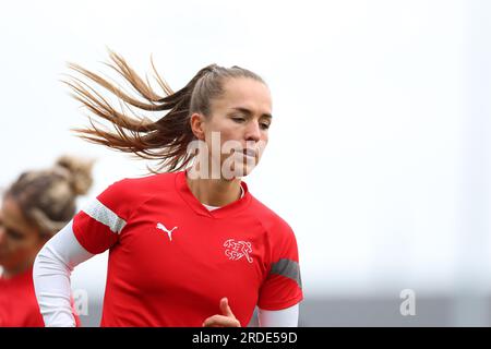 Lia Waelti (13 Schweiz) während des 2023. FIFA-Trainings zur FIFA-Weltmeisterschaft der Frauen am Spieltag 1 im Dunedin Stadium in Dunedin, Neuseeland. (James Whitehead/SPP) Kredit: SPP Sport Press Photo. Alamy Live News Stockfoto