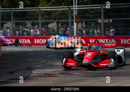 Toronto, ON, Kanada. 16. Juli 2023. MARCUS ERICSSON (8) aus Kumla, Schweden, läuft während der Honda Indy Toronto in Toronto, ON, CAN durch die Straßen. (Kreditbild: © Walter G. Arce Sr./ZUMA Press Wire) NUR REDAKTIONELLE VERWENDUNG! Nicht für den kommerziellen GEBRAUCH! Stockfoto