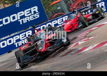 Toronto, ON, Kanada. 16. Juli 2023. JOSEF NEWGARDEN (2) aus Nashville, Tennessee, läuft während der Honda Indy Toronto in Toronto, ON, CAN, durch die Straßen. (Kreditbild: © Walter G. Arce Sr./ZUMA Press Wire) NUR REDAKTIONELLE VERWENDUNG! Nicht für den kommerziellen GEBRAUCH! Stockfoto