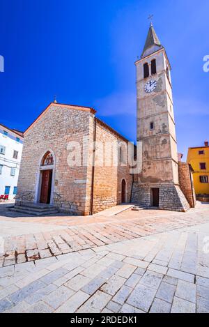 Fazana, Kroatien. Wunderschöne kleine Stadt, Halbinsel Istrien, touristischer Ort an der Adria. Stockfoto