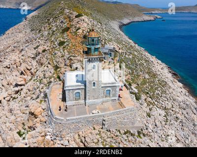 Drohnenschuss, Leuchtturm Akrotiri Tenaro am südlichsten Punkt des Peloponnes, Kap Matapan, Mani, Laconia, Peloponnes, Griechenland Stockfoto