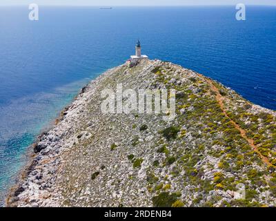 Drohnenschuss, Leuchtturm Akrotiri Tenaro am südlichsten Punkt des Peloponnes, Kap Matapan, Mani, Laconia, Peloponnes, Griechenland Stockfoto