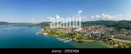 Luftpanorama des Bodensees mit der Gemeinde Bodman-Ludwigshafen, Hegau, Constance County, Baden-Württemberg, Deutschland Stockfoto