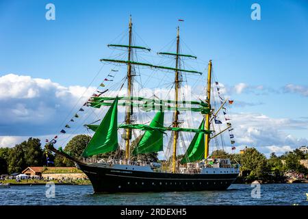 Fredrikstad, Norwegen. 18., Juli 2023. Die überwältigende Großschiffsflotte ist in Fredrikstad in Norwegen angekommen. Hier ist Alexander von Humboldt II in Gewässern zu sehen. (Foto: Gonzales Photo/Ketil Martinsen). Stockfoto