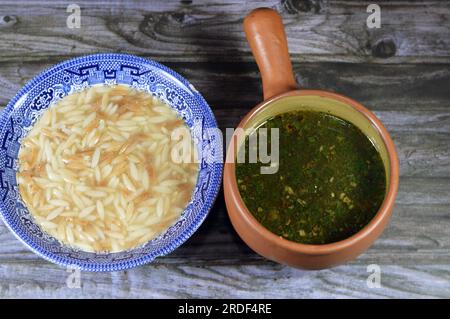 Mulukhiyah, molokhia, molohiya oder Ewedu, Corchorus olitorius, im Englischen als Denje'c'Jute, Nalta Jute, tossa Jute, Jute oder jüdischer Mallow und Middl bekannt Stockfoto