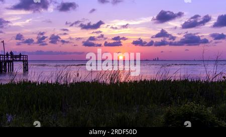 Sonnenuntergang im Bayfront Park in daphne, alabama Stockfoto