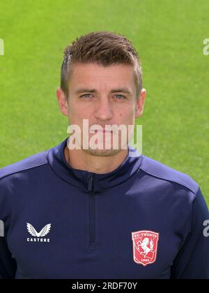 ENSCHEDE - Physiotherapeut Bart Visser während des FC Twente Photo Press Day im Training Center Hengelo am 20. Juli 2023 in Enschede, Niederlande. AP | niederländische Höhe | GERRIT VON KÖLN Stockfoto