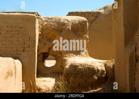 Nisa, Asgabat, antike Hauptstadt der Parther, Ausgrabungsstätte, Kopet-Dag-Gebirge, Aschgabat, Turkmenistan Stockfoto