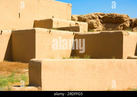 Nisa, Asgabat, antike Hauptstadt der Parther, Ausgrabungsstätte, Kopet-Dag-Gebirge, Aschgabat, Turkmenistan Stockfoto