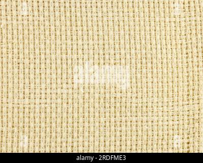 Nahaufnahme aus rauem Hanftuch. Draufsicht aus selbstgemachtem Stoff. Jute hessian Sacktuch Sacktuch Gewebtes Texturmuster Hintergrund. Hanfstoff oder Hanf ca. Stockfoto