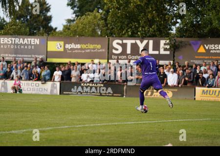 Sint Willebrord, Niederlande. 19. Juli 2023. Torwart Etienne Vaessen von RKC Waalwijk während des Vorsaison-Freundschaftsspiels zwischen NAC Breda und RKC Waalwijk im Sportpark De Gagelrijzen am 19. Juli 2023 in Sint Willebrord, Niederlande (Foto von Gabriel Calvino Alonso/Orange Pictures) Guthaben: Orange Pics BV/Alamy Live News Stockfoto