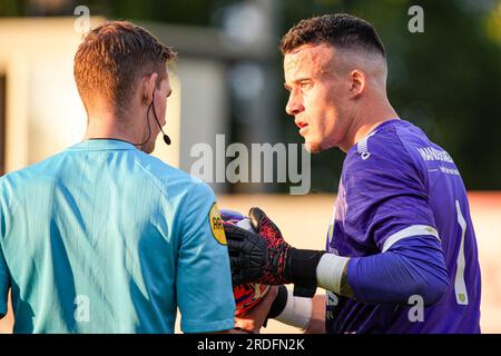 Sint Willebrord, Niederlande. 19. Juli 2023. Torwart Etienne Vaessen von RKC Waalwijk während des Vorsaison-Freundschaftsspiels zwischen NAC Breda und RKC Waalwijk im Sportpark De Gagelrijzen am 19. Juli 2023 in Sint Willebrord, Niederlande (Foto von Gabriel Calvino Alonso/Orange Pictures) Guthaben: Orange Pics BV/Alamy Live News Stockfoto