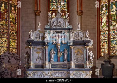 Innenansicht der Lutherischen Gemeindekirche St. Mary, auch Stadtpfarrkirche genannt, Marburg an der Lahn, Hessen, Deutschland Stockfoto