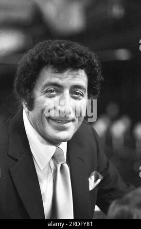 Dateifoto vom 29. Oktober 07/82 des amerikanischen Sängers Tony Bennett, der im Alter von 96 Jahren gestorben ist. Ausgabedatum: Freitag, 21. Juli 2023. Stockfoto