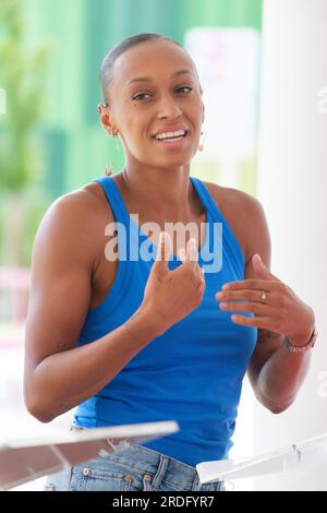 Die spanische Sportlerin Ana Peleteiro bei der Präsentation des Madrider Treffens im Vallermoso-Stadion in Madrid, 21. Juli 2023, Spanien Stockfoto