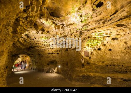 Die Loczy Hall im Tapolca Lake Cave Visitor Centre, in den Höhlen unter der Stadt, Tapolca, Ungarn Stockfoto