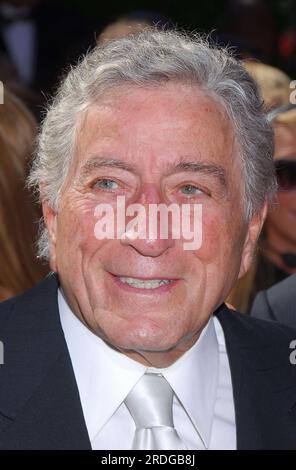 Tony Bennett. 16. September 2007 - Los Angeles, Kalifornien. 2007 Emmy Primetime Awards - Ankunft am Schrein. Foto: Giulio Marcocchi/Sipa USA. (') Copyright 2007 Giulio Marcocchi./emmys2 gm.173/0709171207 Stockfoto