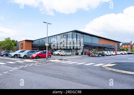 Aldi-Supermarkt in Winsford Cheshire UK Stockfoto